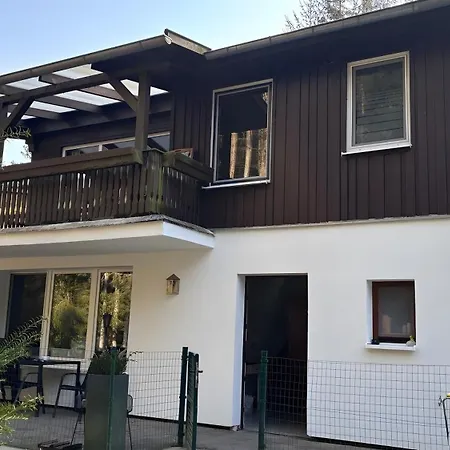 Mit Sauna Am Waldrand 度假居
