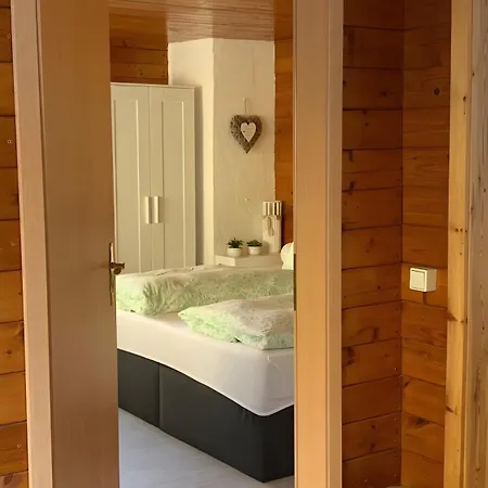 Mit Sauna Am Waldrand 度假居